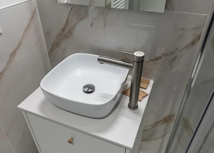 Guest house Dantis 3*